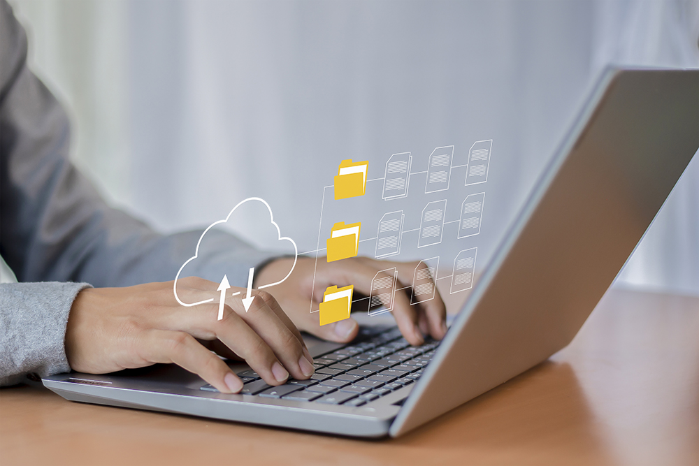 cloud-computing-data-management-laptop